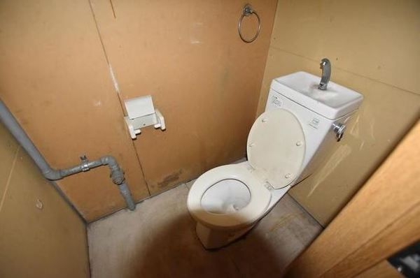 �y�g�C���z�@