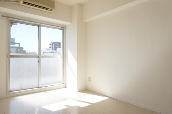 �y���̑������E�X�y�[�X�z�@