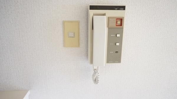 �y���̑��ݔ��z�@