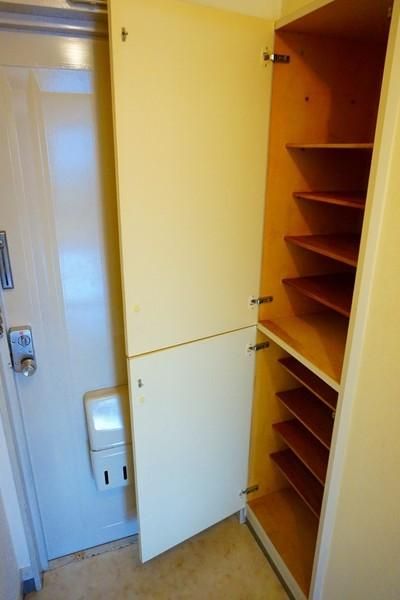 �y���ցz�@�V���[�Y�{�b�N�X