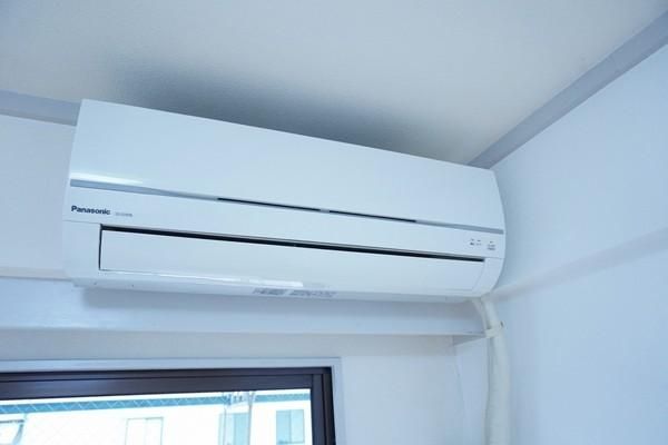 �y���̑��ݔ��z�@�G�A�R��