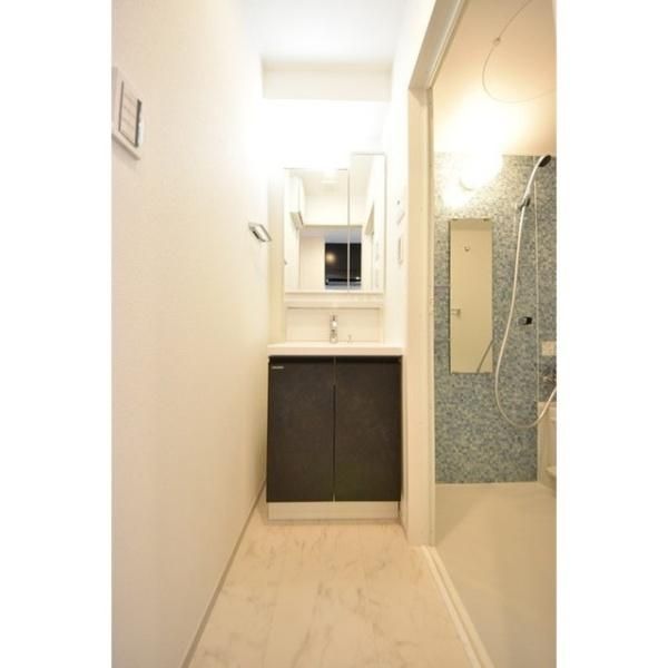 �y���ʏ��z�@