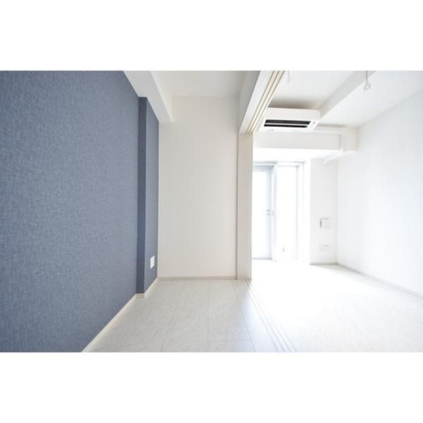 �y�G���g�����X�z�@