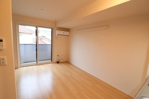 �y���̑������E�X�y�[�X�z�@