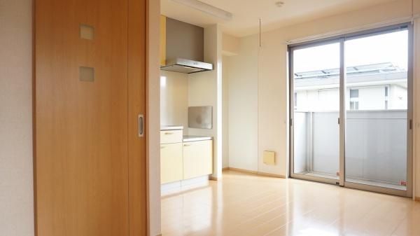 �y���ʏ��z�@