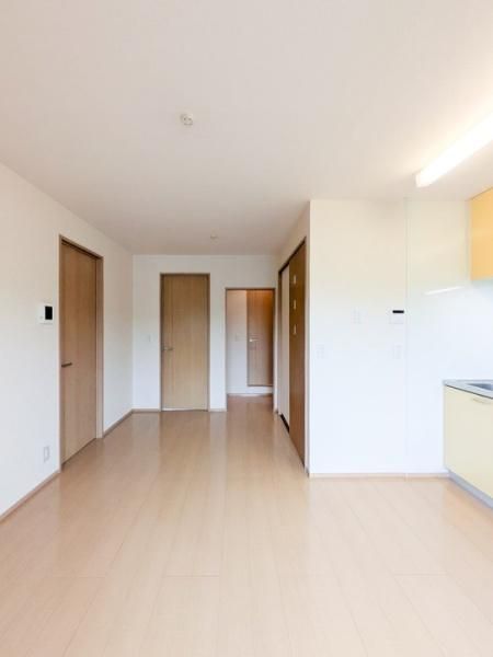 �y�����E���r���O�z�@