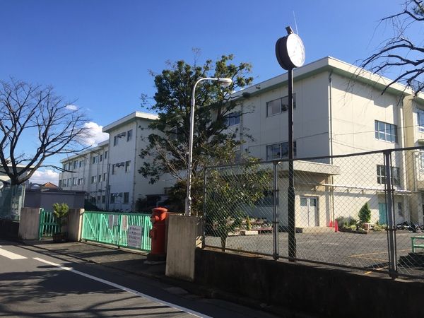 �y���Ӂz�@