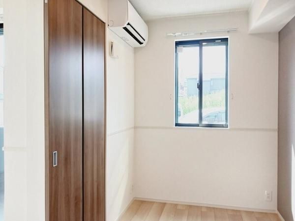 �y���̑��ݔ��z�@