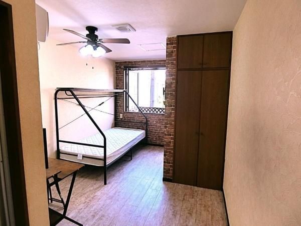 �y���̑��ݔ��z�@