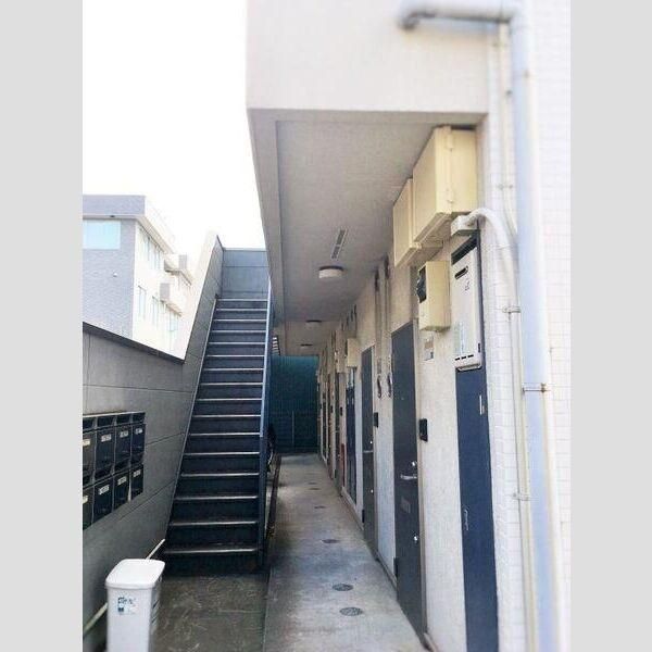 �y�Z�L�����e�B�z�@