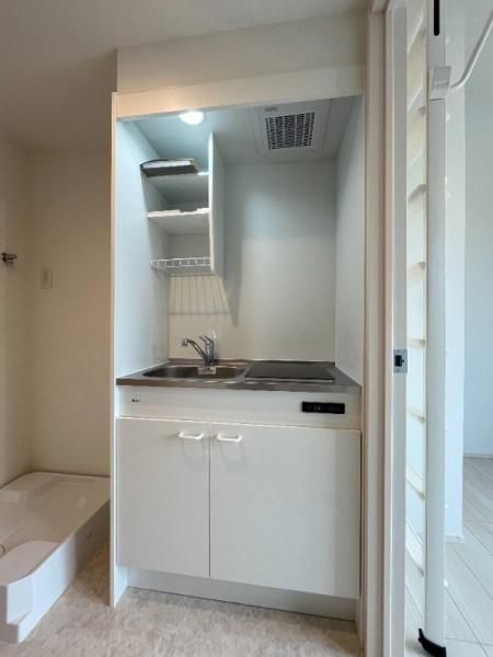 �y�L�b�`���z�@