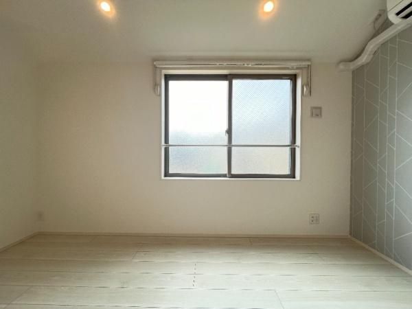 �y���̑������E�X�y�[�X�z�@