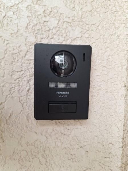 �y�Z�L�����e�B�z�@