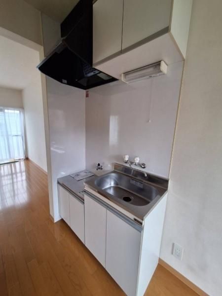 �y�L�b�`���z�@