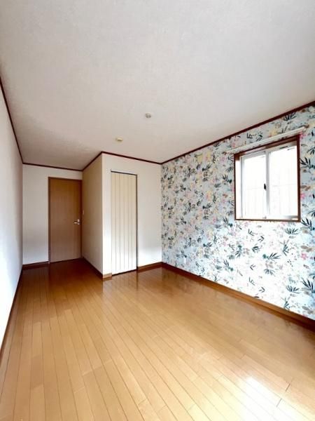 �y�����E���r���O�z�@