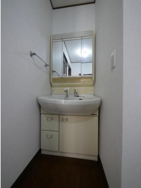 �y���ʏ��z�@