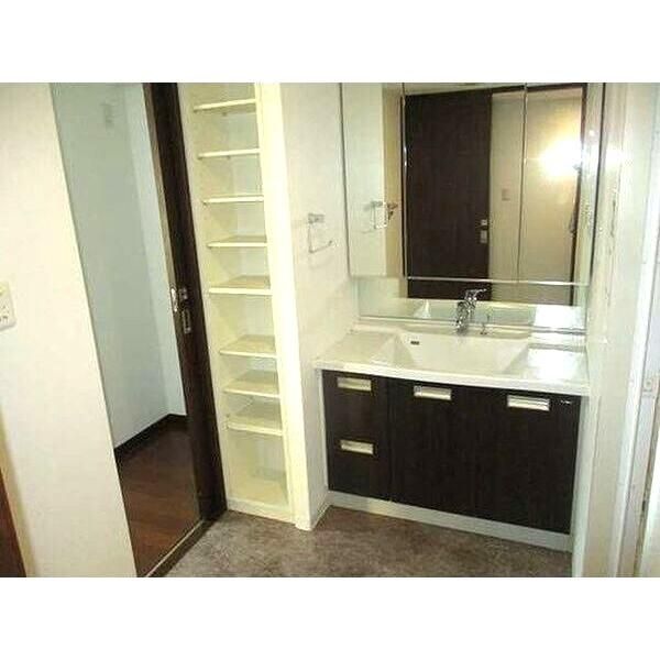 �y���ʏ��z�@