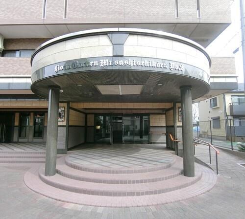 �y�G���g�����X�z�@