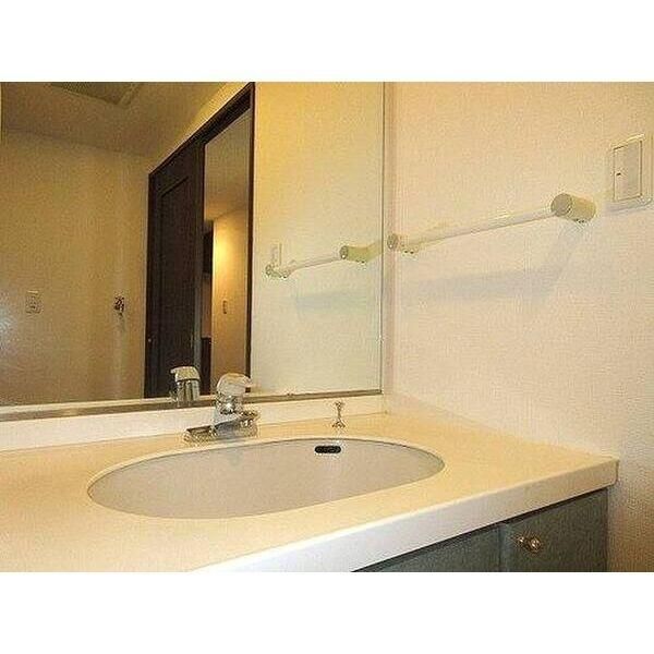 �y���ʏ��z�@