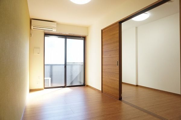 �y���̑������E�X�y�[�X�z�@