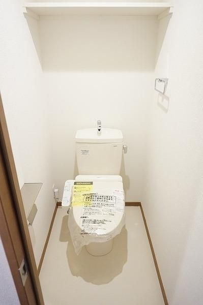 �y�g�C���z�@�E�H�V�����b�g