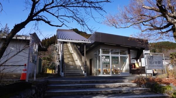 �y���Ӂz�@