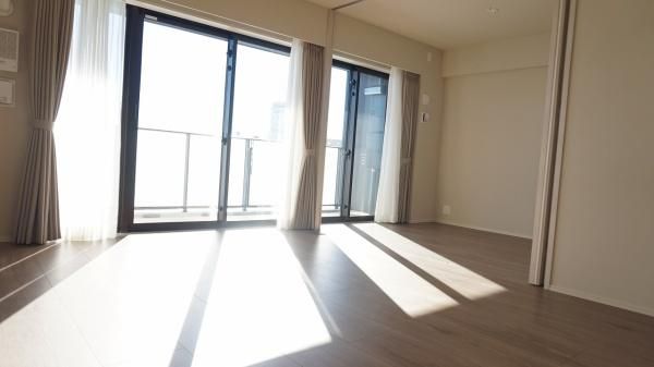 �y���̑������E�X�y�[�X�z�@