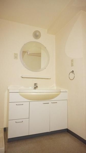 �y���ʏ��z�@