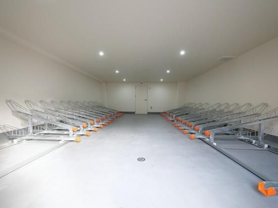 �y���̑��ݔ��z�@