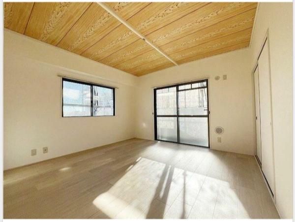 �y�Q���z�@