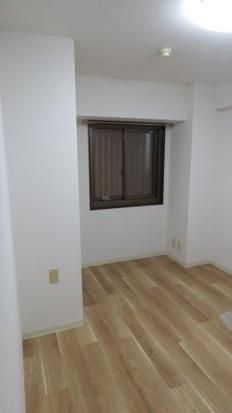 �y�Q���z�@