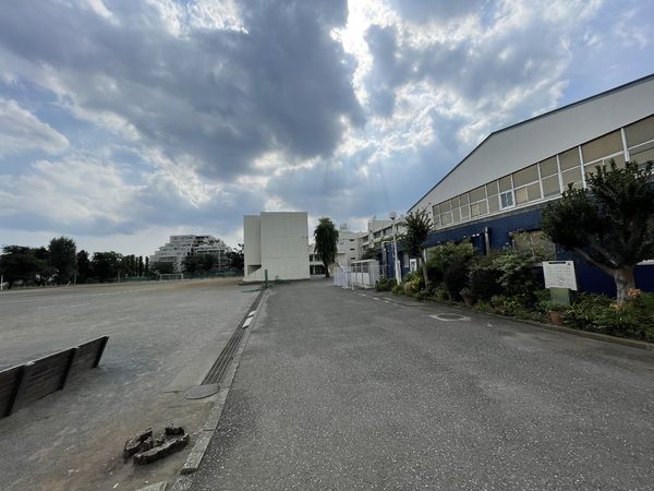 �y���Ӂz�@