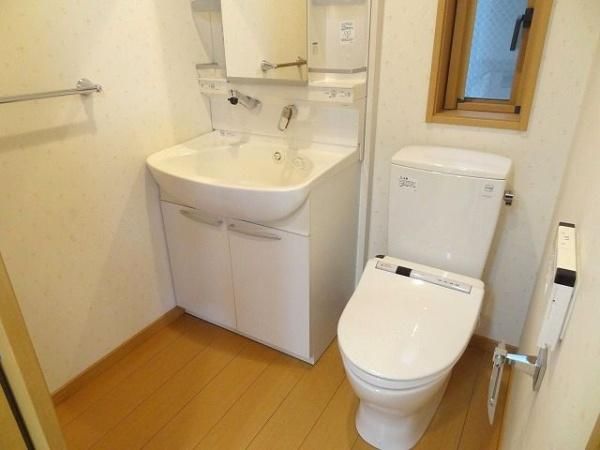 �y�g�C���z�@