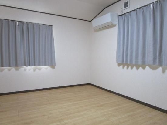 �y���̑��ݔ��z�@