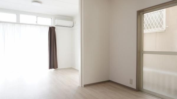 �y���̑������E�X�y�[�X�z�@