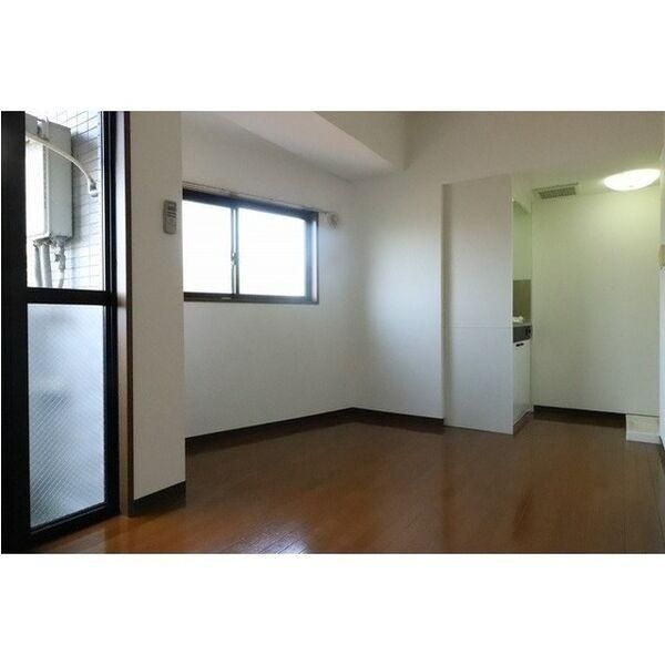 �y�Q���z�@