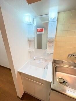 �y���ʏ��z�@