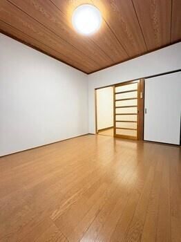 �y�Q���z�@