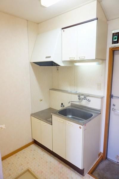 �y�L�b�`���z�@