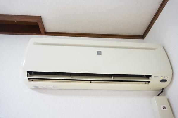 �y���̑��ݔ��z�@�G�A�R��