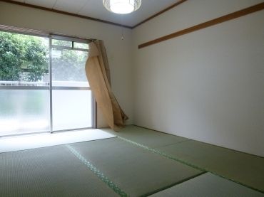 y̑EXy[Xz@