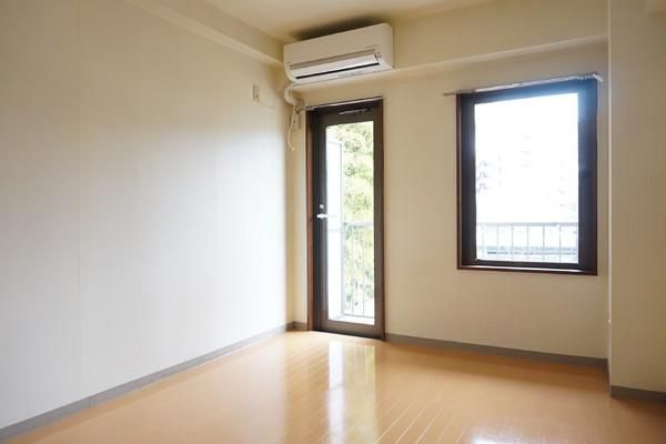 �y���̑������E�X�y�[�X�z�@